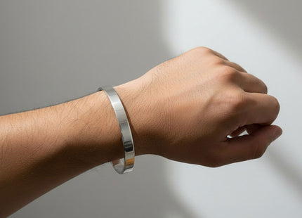 Minimal andriko gynaikeio vraxioli layering