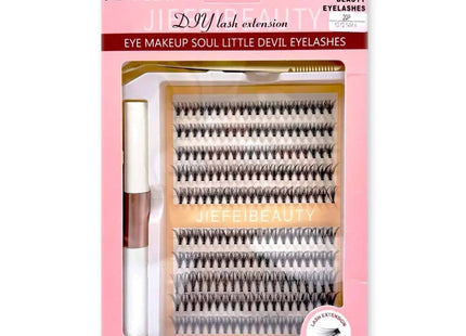 Ροζ συσκευασία Jiefe Ibeauty Little Devil με μαύρα τουφάκια βλεφαρίδων, κόλλα και εργαλείο εφαρμογής.