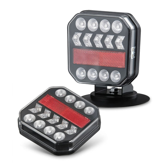 Δύο φώτα LED τρέιλερ LD-06 με μαύρο περίβλημα και κόκκινους ανακλαστήρες